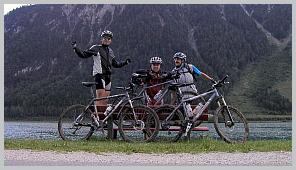 Alpen 05; Achensee Drei Biker